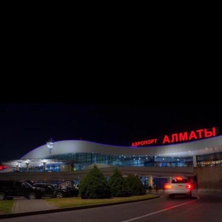 Ахметова 12 Daire Almatı Dış mekan fotoğraf